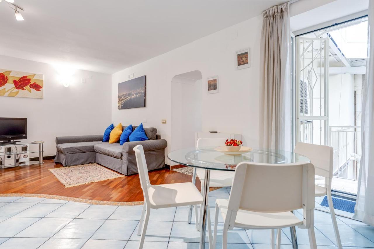 Guesthost - Casa Querida Central & Elegant Flat Неаполь Экстерьер фото