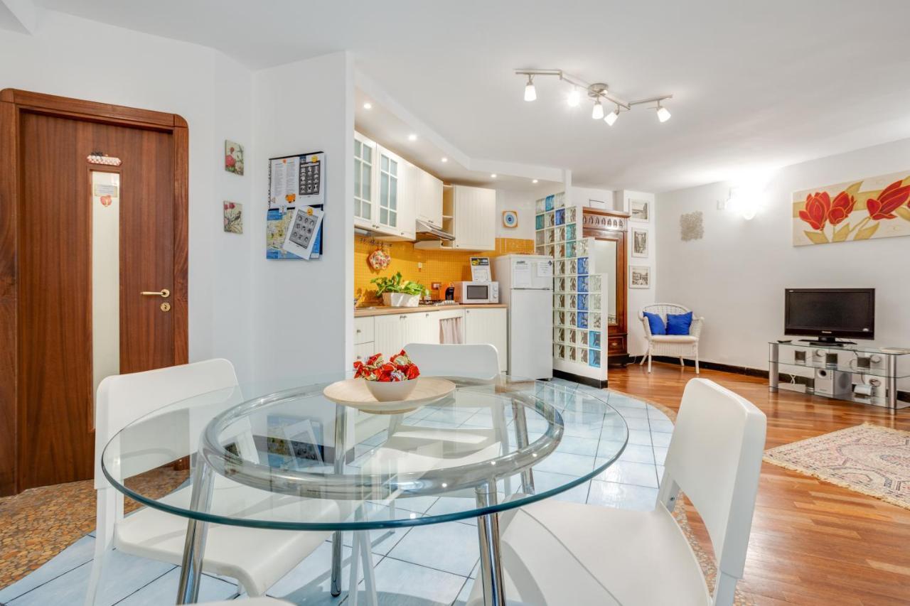 Guesthost - Casa Querida Central & Elegant Flat Неаполь Экстерьер фото