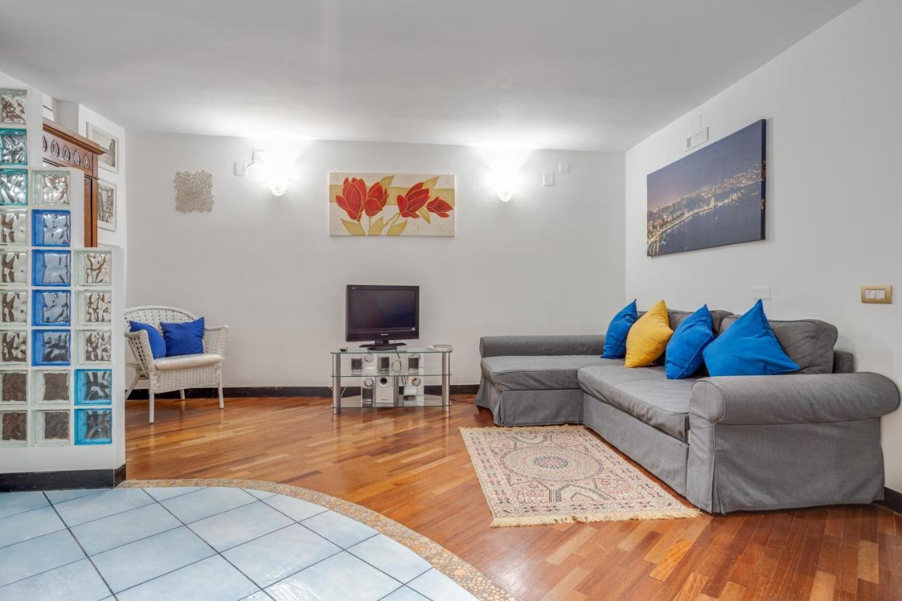 Guesthost - Casa Querida Central & Elegant Flat Неаполь Экстерьер фото