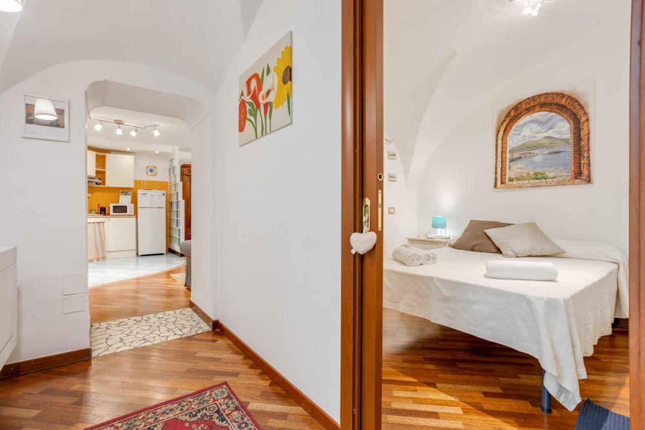 Guesthost - Casa Querida Central & Elegant Flat Неаполь Экстерьер фото