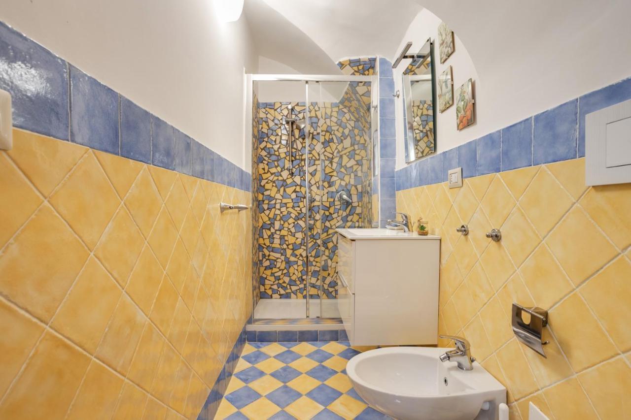 Guesthost - Casa Querida Central & Elegant Flat Неаполь Экстерьер фото